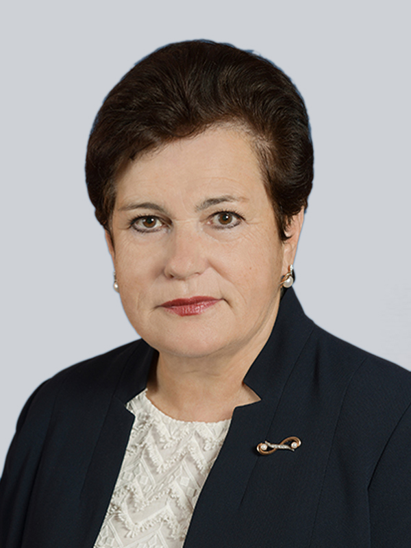 Савинова Надежда Юрьевна.