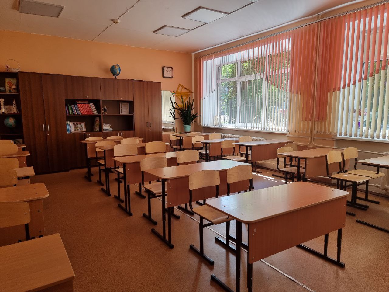 Кабинет 4 Кабинет 4.