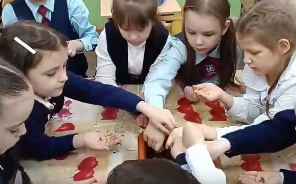Орлятская грядка 1А класса.